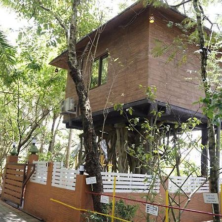Hotel Mango Meadows à Kottayam Extérieur photo